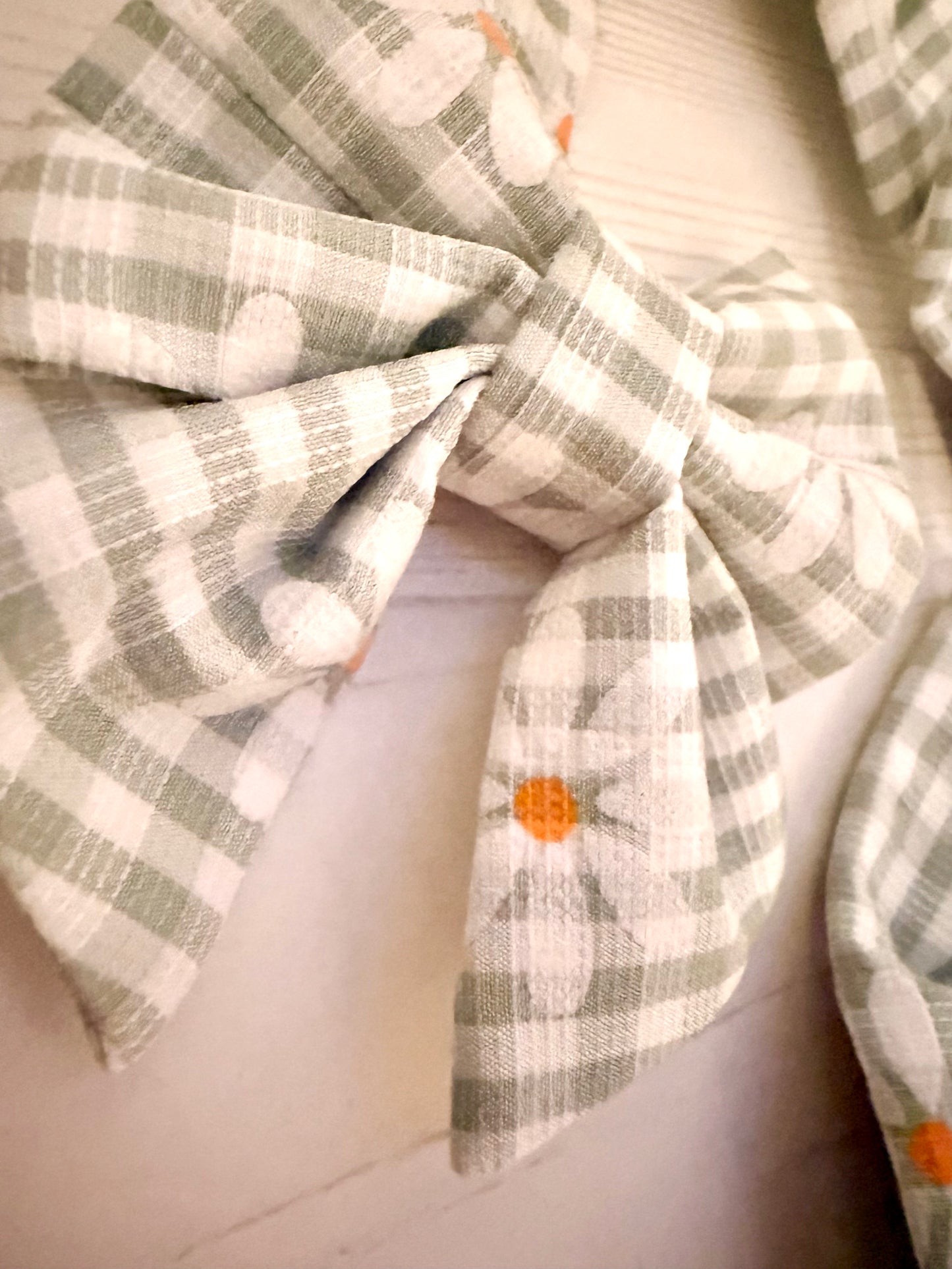 Hund Fliege Matrosenfliege Halsband - Kariert mint Blumen